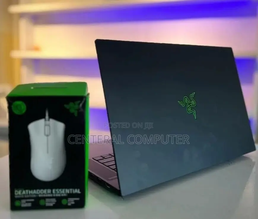 New Laptop Razer Blade Pro 32GB Intel Core I7 SSD 512GB