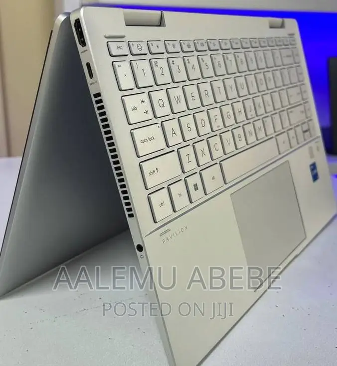 New Laptop HP Pavilion 14 16GB Intel Core I5 SSHD (Hybrid) 512GB