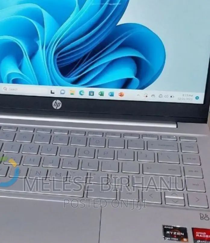 New Laptop HP 8GB AMD Ryzen 5 SSD 512GB