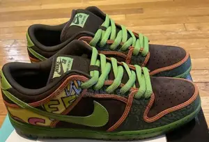 Photo - Premium Quality Nike Dunk Low PRM DLS SB Shoes