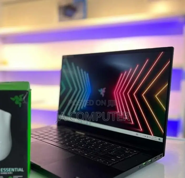 Laptop Razer Blade 32GB Intel Core I7 SSD 512GB