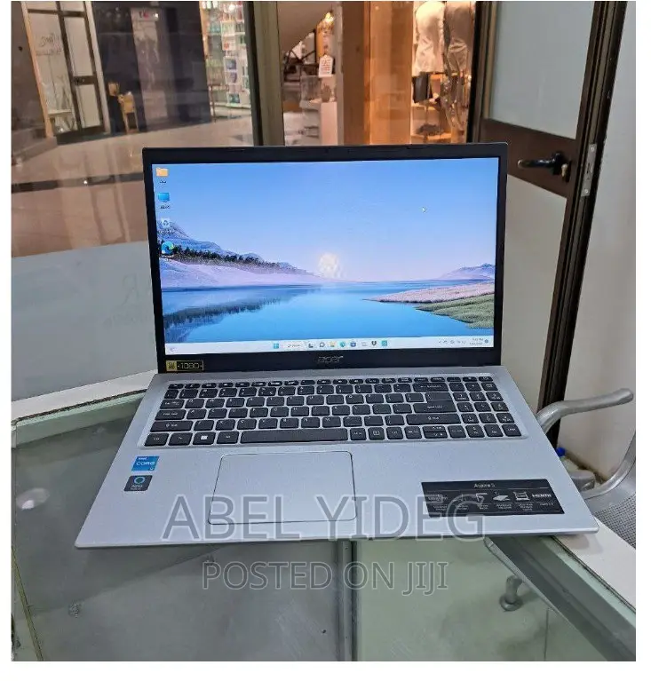 New Laptop Acer Aspire 5 8GB Intel Core I3 SSD 256GB