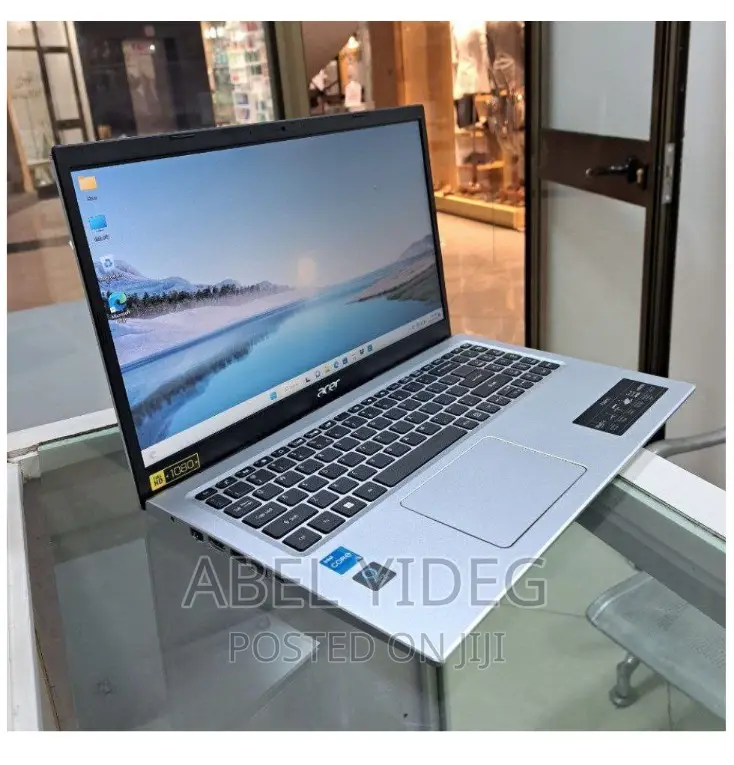 New Laptop Acer Aspire 5 8GB Intel Core I3 SSD 256GB