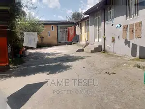 3bdrm House in Cmc, Yeka for sale