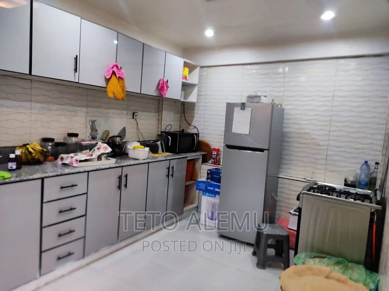 6bdrm House in የሚሸጥ ቤት ፌጋ, Bole for sale