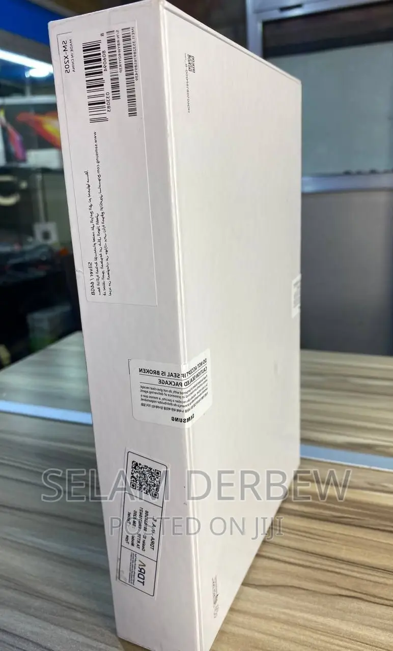 New Samsung Galaxy Tab A8 10.5 (2021) 32 GB Silver