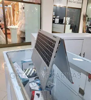 New Laptop HP EliteBook 1040 G6 16GB Intel Core I7 SSD 512GB