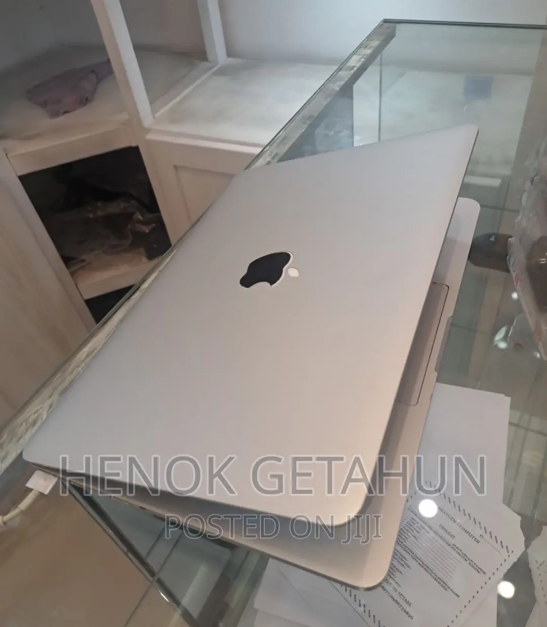 New Laptop Apple MacBook Pro 2015 8GB Intel Core I5 SSD 128GB