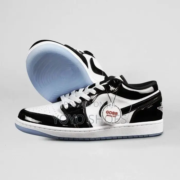 Air Jordan Low Concord