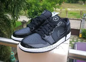Photo - Air Jordan 1 Low See All Star Weekend