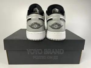 Air Jordan 1 Low Shadow Too Light