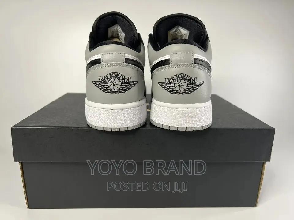 Air Jordan 1 Low Shadow Too Light