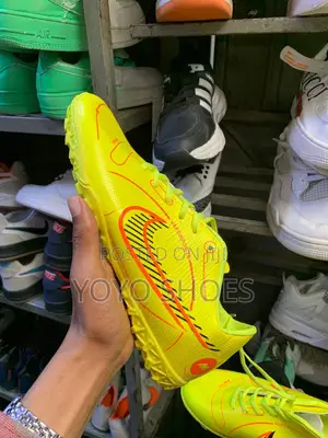 Oginal Mercurial Foot Ball Shoes