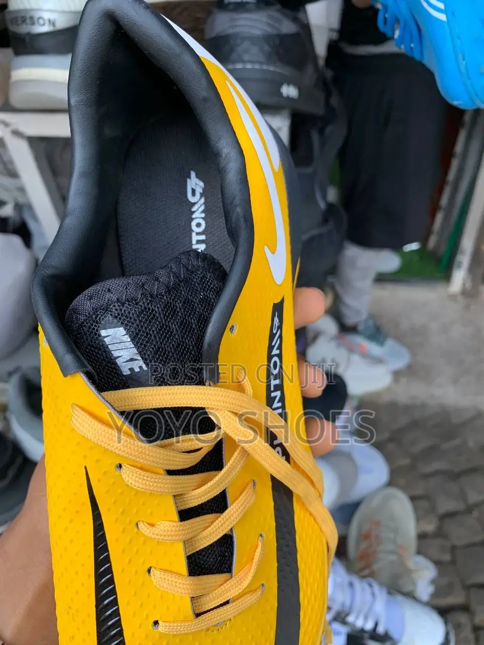 Orginwl Phanotom Foot Ball Shoes