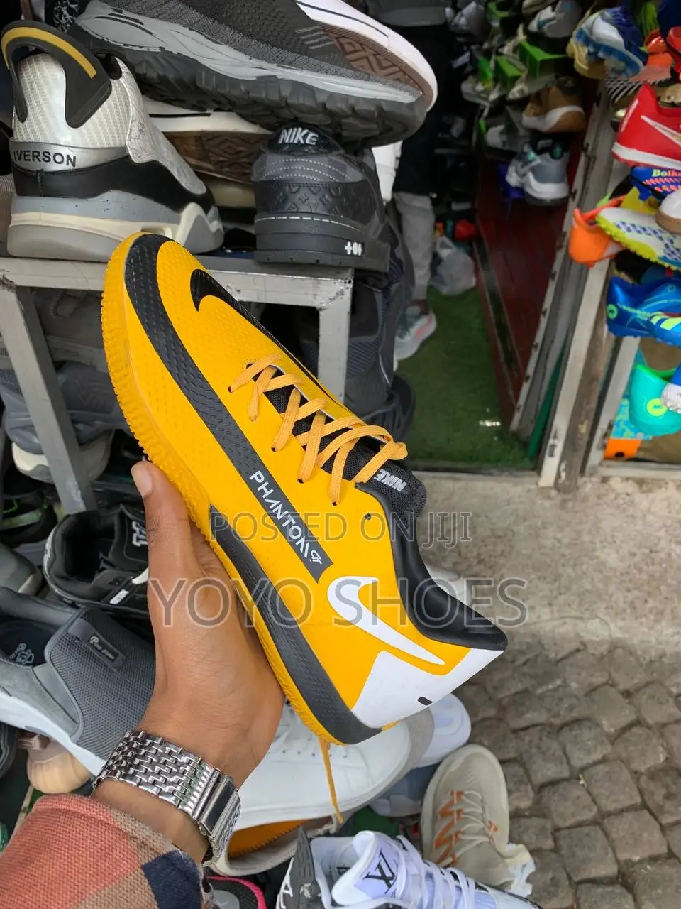 Orginwl Phanotom Foot Ball Shoes