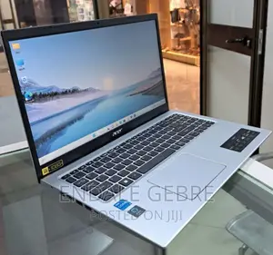 New Laptop Acer Aspire 5 8GB Intel Core I3 SSD 256GB