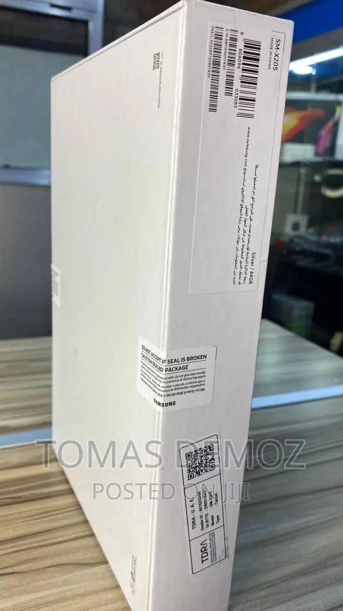 New Samsung Galaxy Tab A8 10.5 (2021) 32 GB Silver