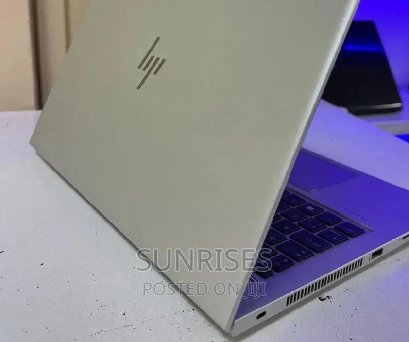 New Laptop HP EliteBook 850 8GB Intel Core I5 SSD 256GB