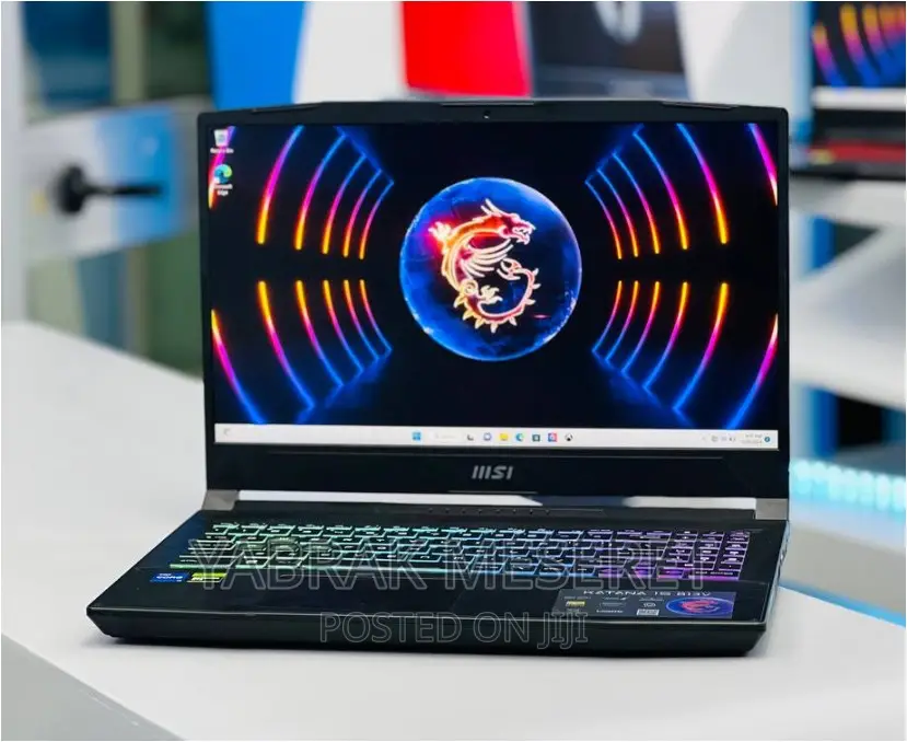 New Laptop MSI Katana 15 16GB Intel Core I7 SSD 512GB