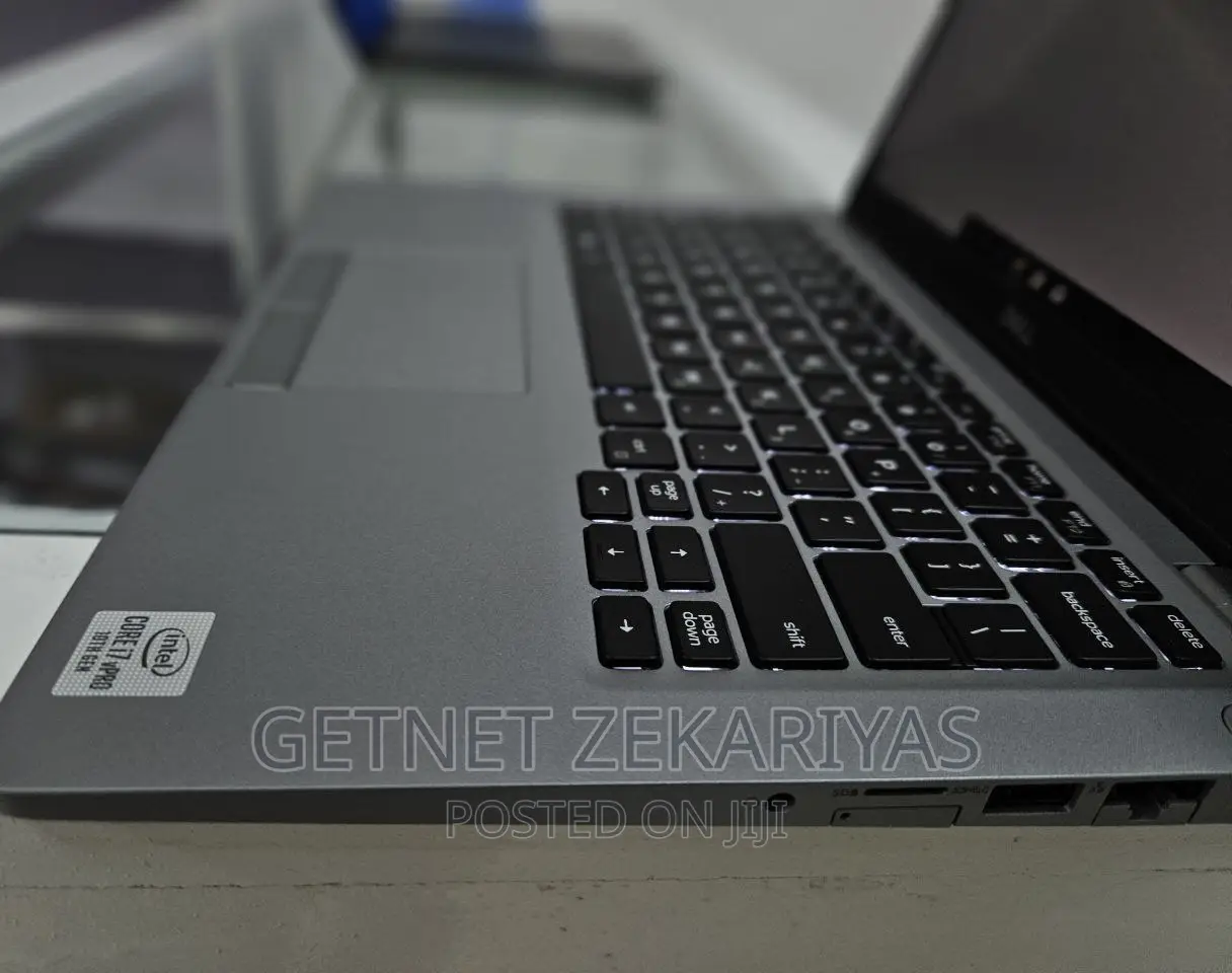 New Laptop Dell Latitude 5320 16GB Intel Core i7 SSD 256GB