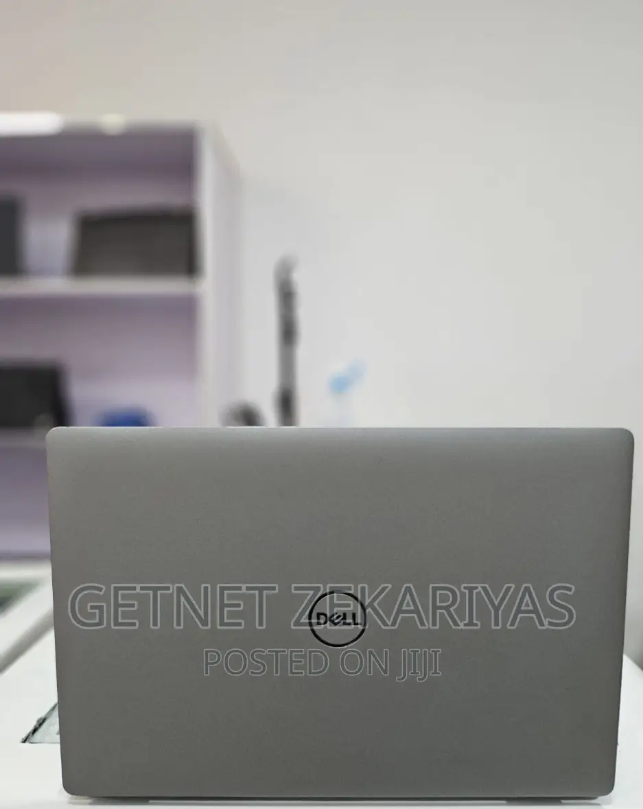New Laptop Dell Latitude 5320 16GB Intel Core i7 SSD 256GB