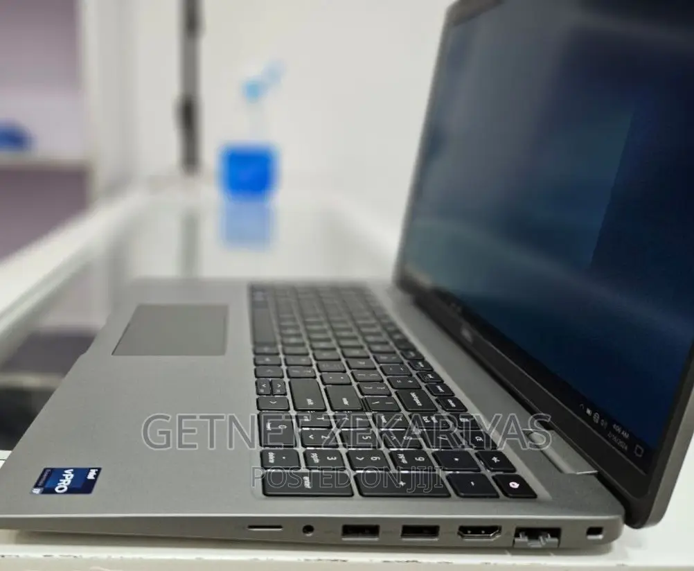 New Laptop Dell Latitude 5580 16GB Intel Core I7 SSD 512GB