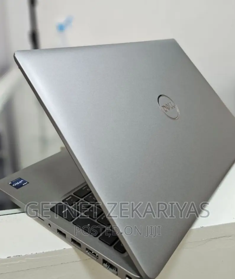 New Laptop Dell Latitude 5580 16GB Intel Core I7 SSD 512GB