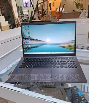 New Laptop Asus VivoBook 15 X505BA 8GB Intel Core I5 SSD 512GB