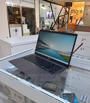 New Laptop Asus VivoBook 15 X505BA 8GB Intel Core I5 SSD 512GB