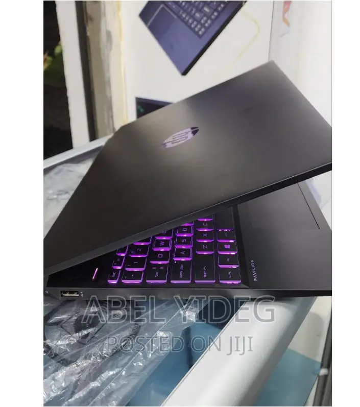 New Laptop HP Pavilion Power 15 8GB AMD Ryzen 7 SSD 512GB