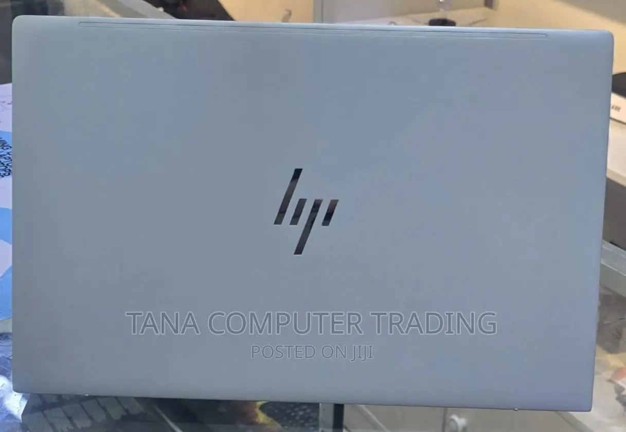 New Laptop HP Envy X360 13z 16GB Intel Core I5 SSD 500GB
