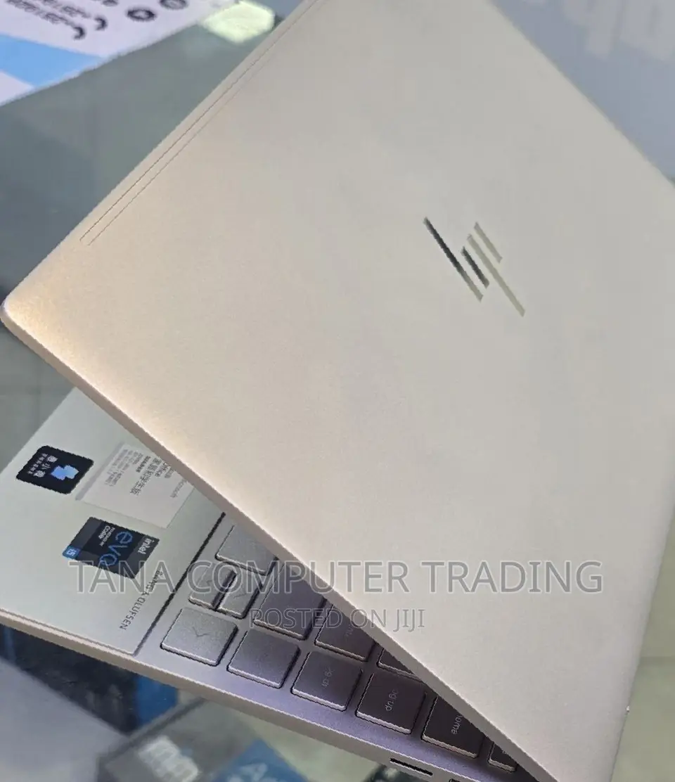 New Laptop HP Envy X360 13z 16GB Intel Core I5 SSD 500GB