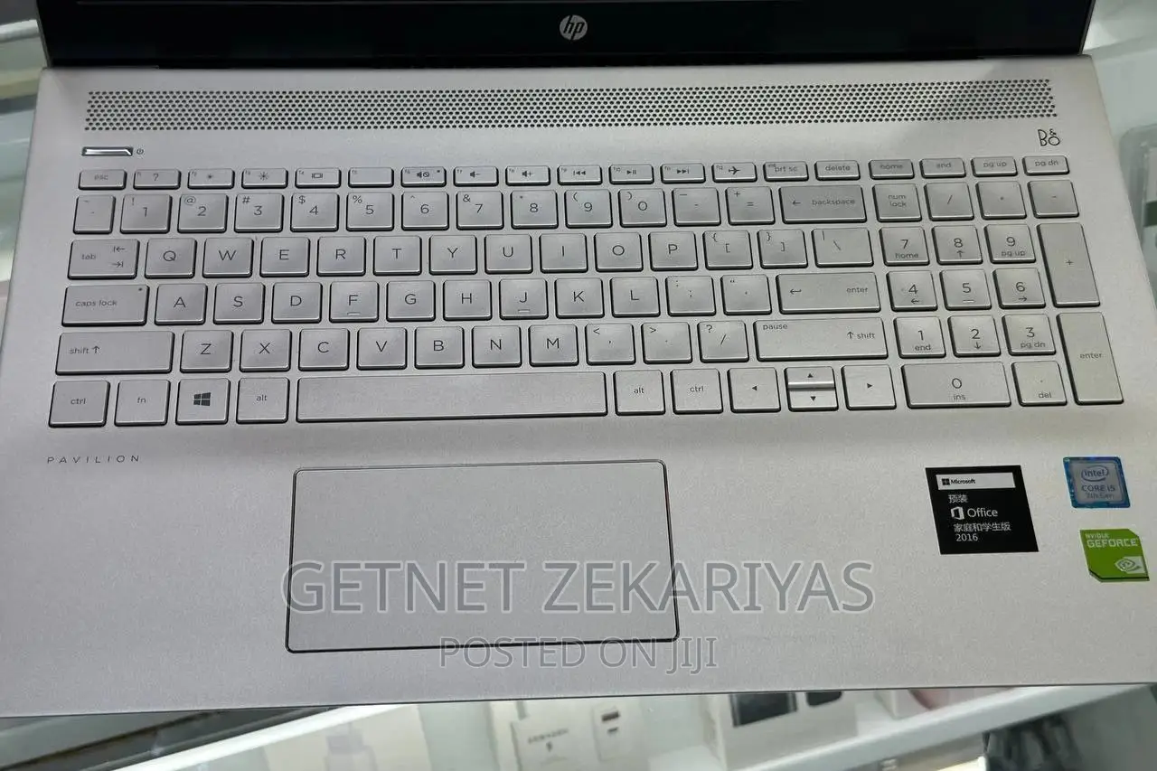 New Laptop HP Pavilion 15 8GB Intel Core I5 SSD 1T