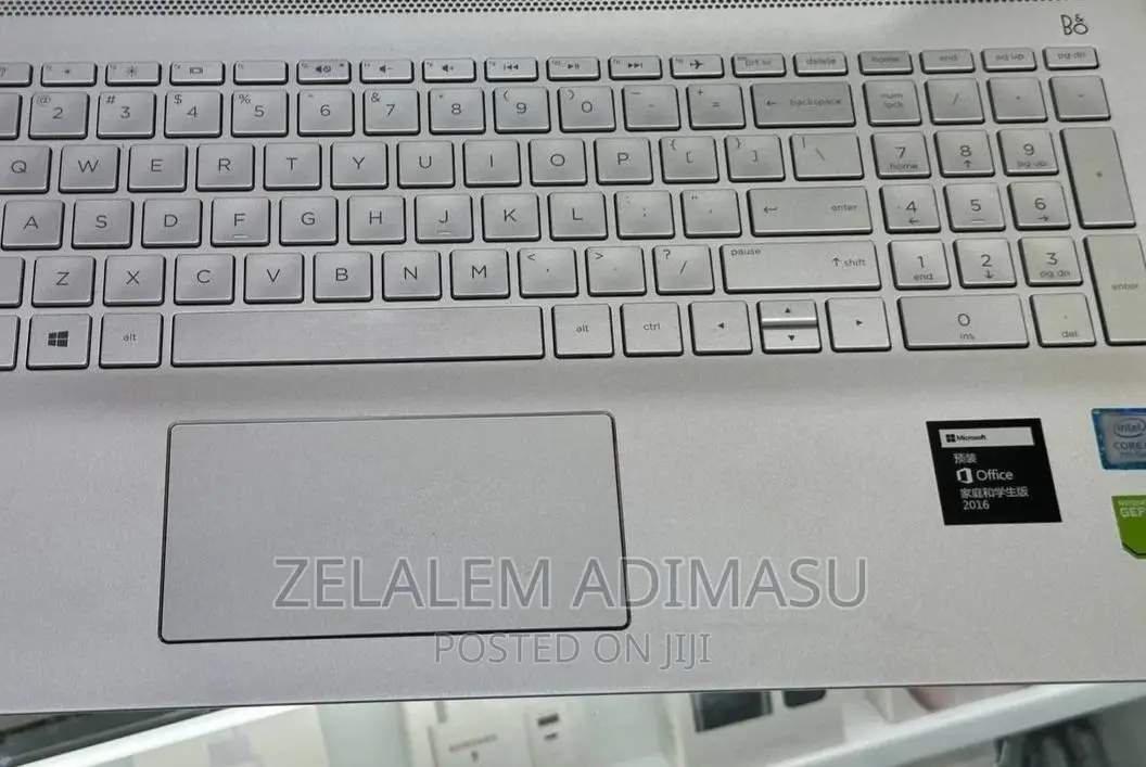 New Laptop HP Pavilion 15 8GB Intel Core I5 SSD 512GB