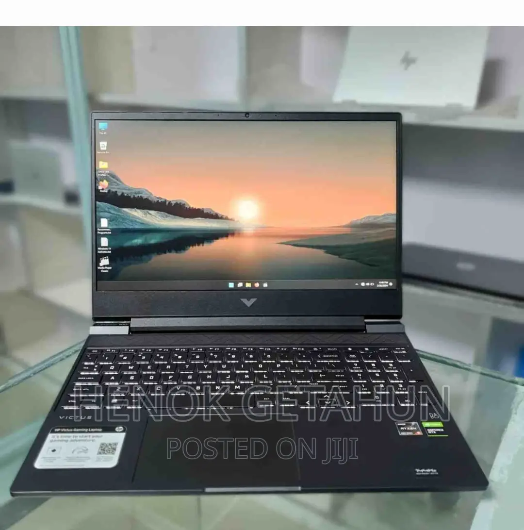 New Laptop HP Victus 15 8GB AMD Ryzen 5 SSD 512GB