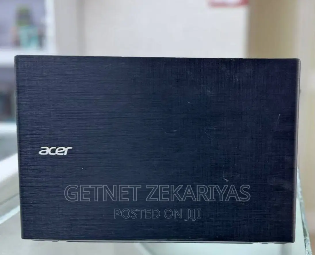 New Laptop Acer Aspire 1551 4GB AMD A6 SSD 500GB