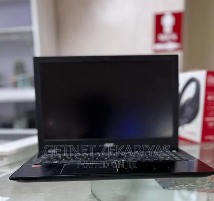 New Laptop Acer Aspire 1551 4GB AMD A6 SSD 500GB