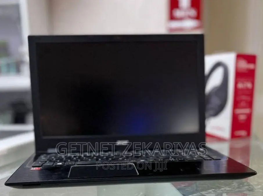 New Laptop Acer Aspire 1551 4GB AMD A6 SSD 500GB