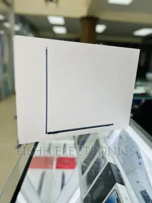 Photo - New Laptop Apple MacBook Air 2022 M2 8GB Apple M2 SSD 512GB