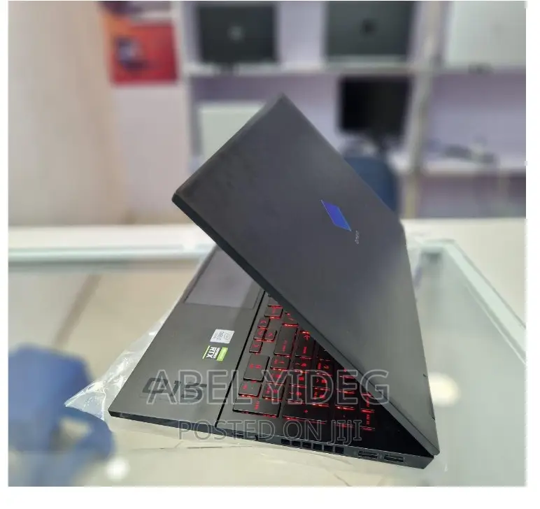 New Laptop HP Omen 15 16GB Intel Core I7 SSD 1T