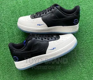 Nike Air Force 1 Fashion Sneaker