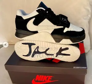 Nike Travis Scoot Fashion Sneker