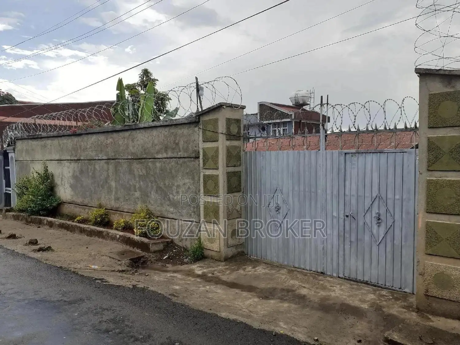 5bdrm House in Around Awoliya, Gullele for sale