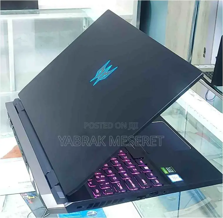New Laptop Acer Predator Helios 300 16GB Intel Core i9 SSD 512GB
