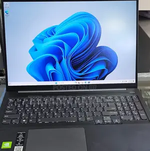 New Laptop Lenovo Ideapad 3 8GB Intel Core I5 SSD 1T