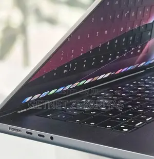 New Laptop Apple MacBook Pro 2021 M1 16GB Apple M1 Pro SSD 1T