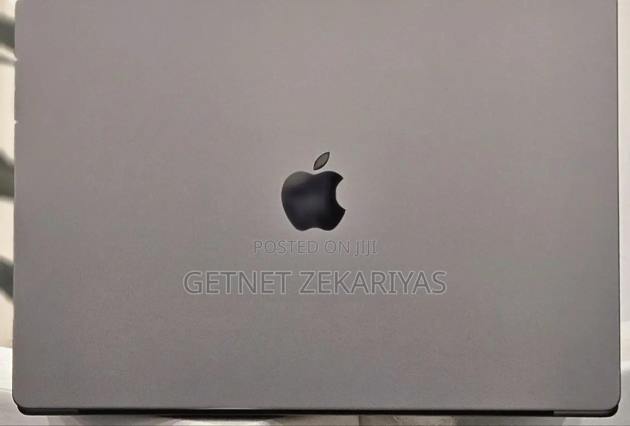 New Laptop Apple MacBook Pro 2021 M1 16GB Apple M1 Pro SSD 1T