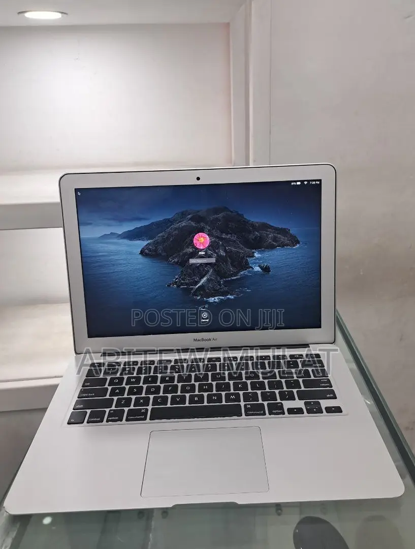 New Laptop Apple MacBook Air 2017 8GB Intel Core I5 SSD 128GB