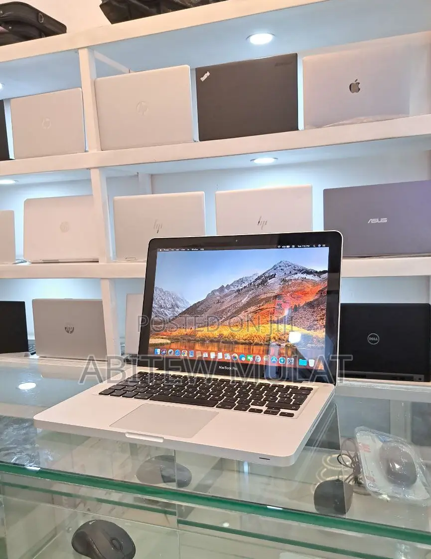 New Laptop Apple MacBook Pro 2011 4GB Intel Core I5 HDD 320GB