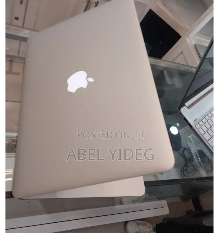 New Laptop Apple MacBook Pro 2011 4GB Intel Core I5 HDD 320GB